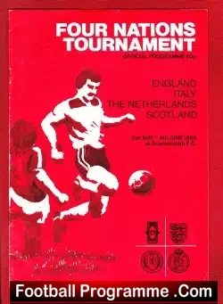 England v Italy 1983 - Schoolboys at Scarborough - football programme