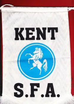 Kent Schools Football SFA Vintage Football Pennant Flag 1980s - football memorabilia