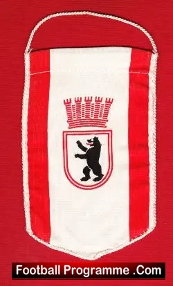 Germany Pennant Flag - Unknown Berlin German DDR - sports memorabilia