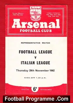 Football League v Italy Football League 1962 - Bobby Moore - football programme