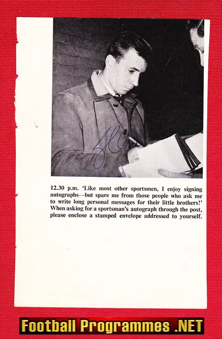 Manchester United Bobby Charlton Signed Autograph 1960s
