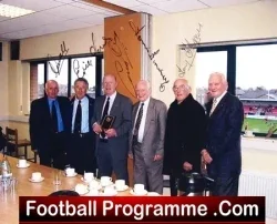 Preston North End PNE Football Club Multi Signed Picture Photo - football memorabilia