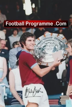 Burnley Martin Dobson Signed Photograph Picture 1973 - football memorabilia