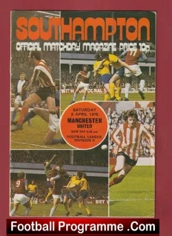 Southampton v Manchester United 1975 - 2nd Division - Man Utd - football programme
