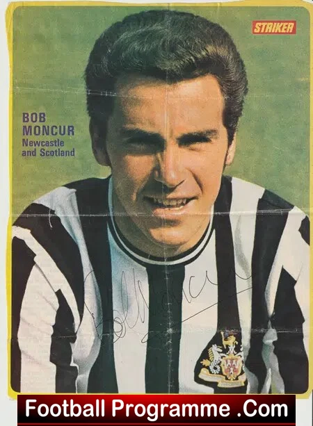 Newcastle United Bob Moncur Autograph Picture 1970s SIGNED