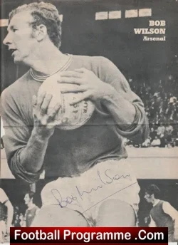 Arsenal Bob Wilson Signed Autographed Picture 1970s - football memorabilia