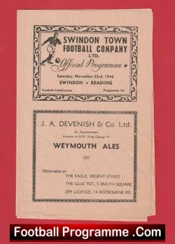 Swindon Town v Reading 1946 – Multi Autographed SIGNED