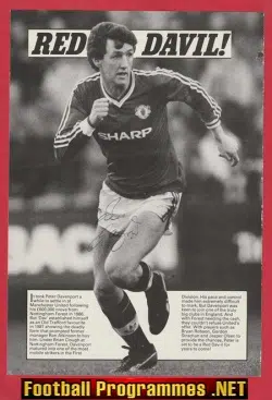 Manchester United Peter Davenport Signed Autograph 1980's