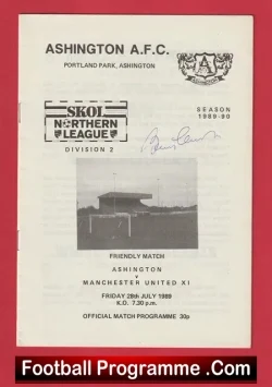 Ashington v Manchester United 1989 - SIGNED Bobby Charllton - football programme