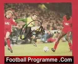 Manchester United Eric Cantona Autographed Picture 1990s - football memorabilia