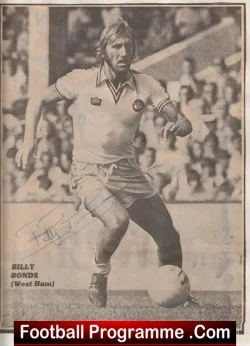 West Ham United Billy Bonds Autograph Signed Picture - football memorabilia