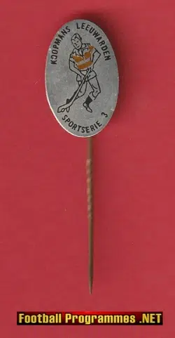 Mens Hockey Metal Badge 1960s