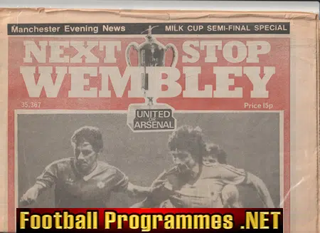 Manchester United Mixed Memorabilia Pack - Nice Selection
