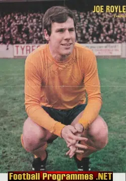 Everton Joe Royle Autograph Signed Picture 1970s