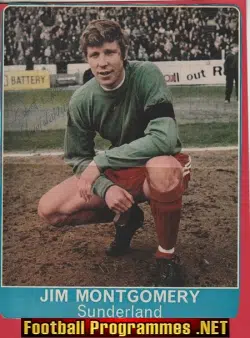 Sunderland Jim Montgomery Autograph Signed Picture 1970's