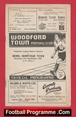 Woodford Town v Hemel Hempstead Town 1957 – Delphian League