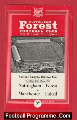 Nottingham Forest v Manchester United 1963 – Dennis Walker