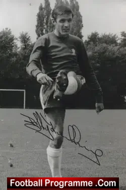 Chelsea Football Club Bobby Tambling Autograph SIGNED Picture - football memorabilia