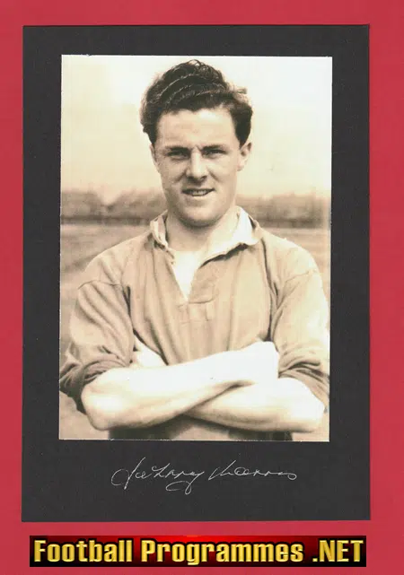 Manchester United Johnny Morris Signed Magazine Picture 1950s