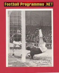 Manchester United David Gaskell Autograph SIGNED Ex Goalie 1960s