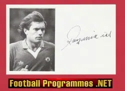 Manchester United Ray Wilkins Autograph SIGNED 1980s