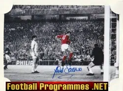Manchester United David Sadler Autograph Man Utd 1960's