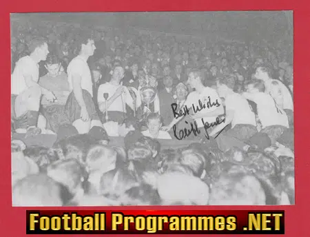 Tottenham Hotspur Cliff Jones Signed Picture Autographed