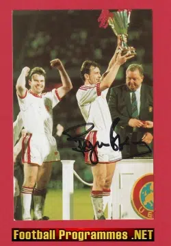 Manchester United Bryan Robson Autograph Signed Man Utd
