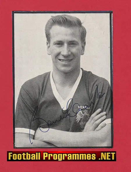 Manchester United Bobby Charlton Signed Autograph Man Utd