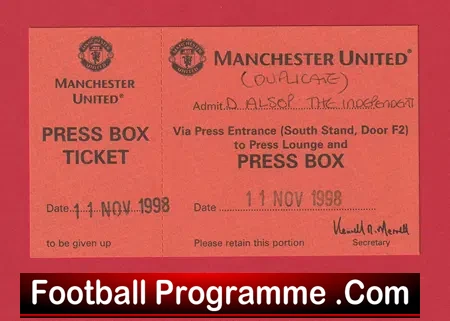 Manchester United v Nottingham Forest 1998 - + Press Ticket + ST