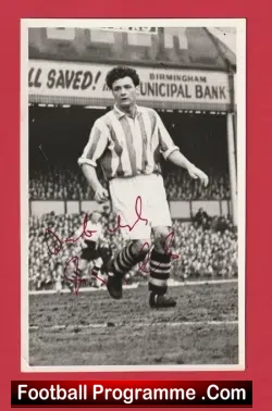 West Bromwich Albion Jimmy Dugdale Signed Autographed Picture 1950s - football memorabilia
