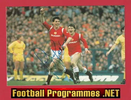 Manchester United Frank Stapleton Autograph Signed Picture Man Utd