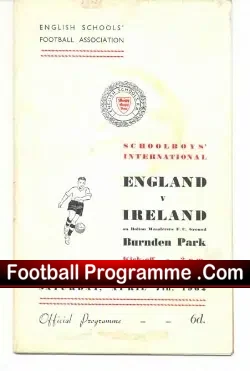 England v Northern Ireland 1962 – Youth Burnden Park – Hurst