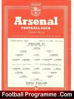 England v Young England 1954 - Duncan Edwards Manchester United - football programme